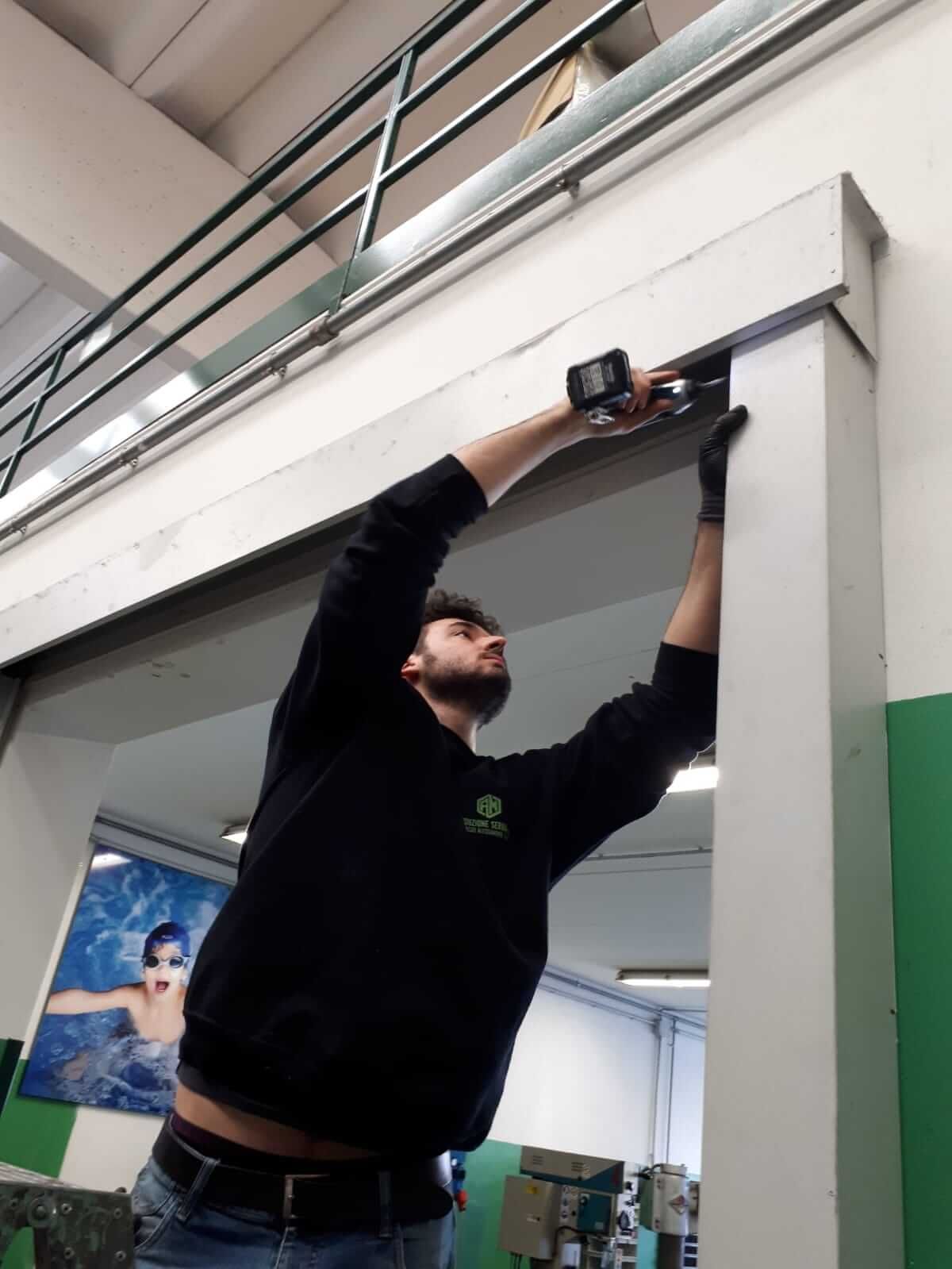 Am produzione serramenti manutenzione portoni rei a reggio emilia parma modena e piacenza