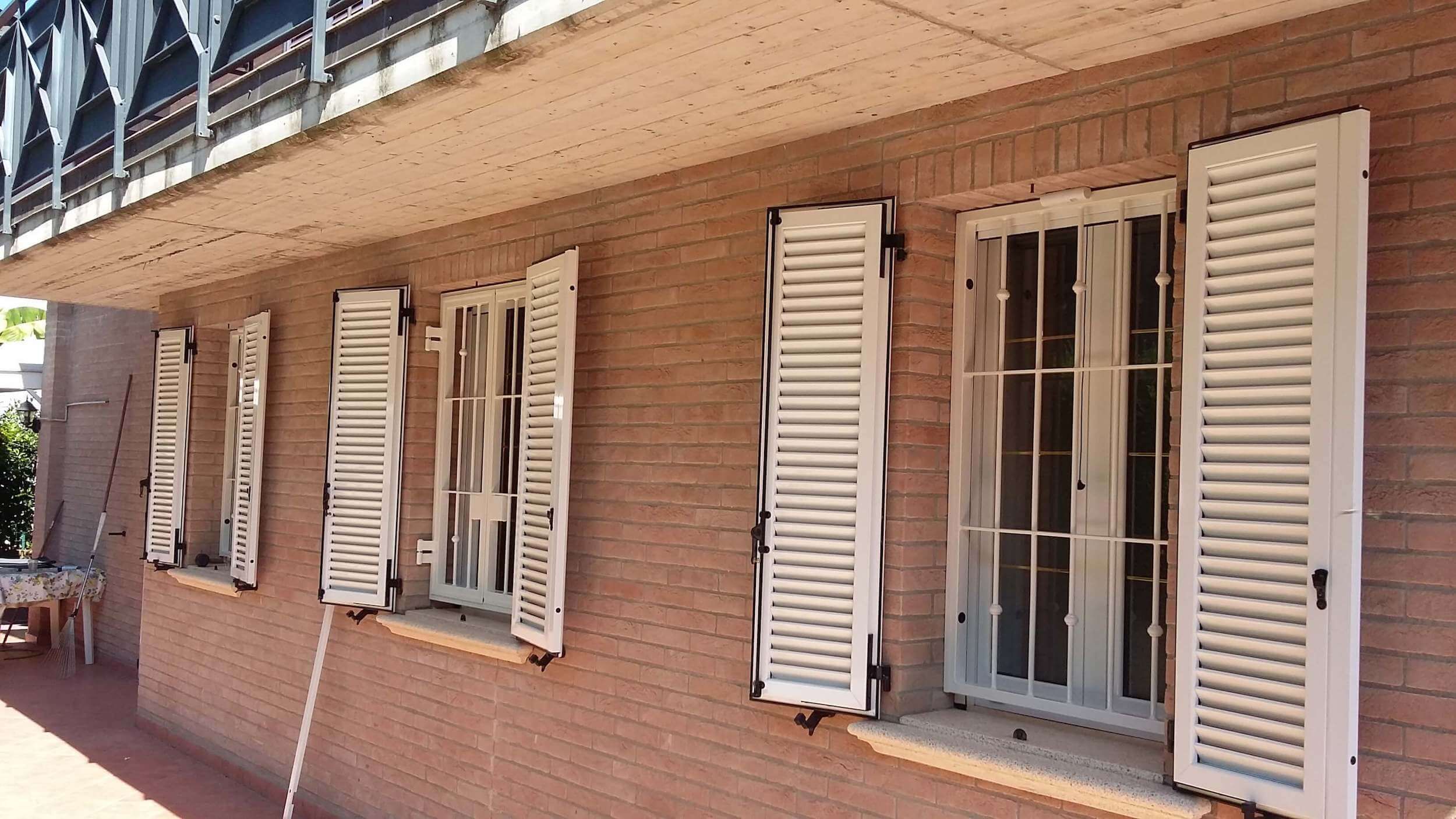 inferriate per finestre am produzione serramenti reggio emilia parma piacenza modena